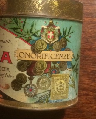 Napoli Antica Pubblicitaria: Farmacia d'Emilio, Cosmesi, Cipria, Araldica, Licopodio