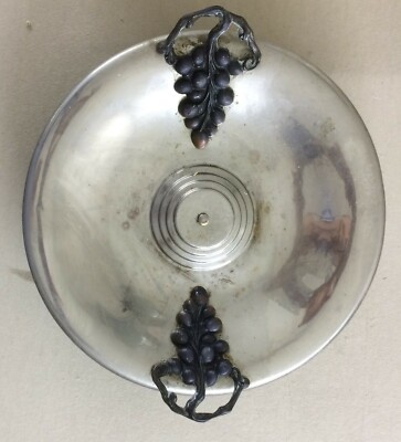 Centrotavola Modernariato Con Grappoli d'Uva