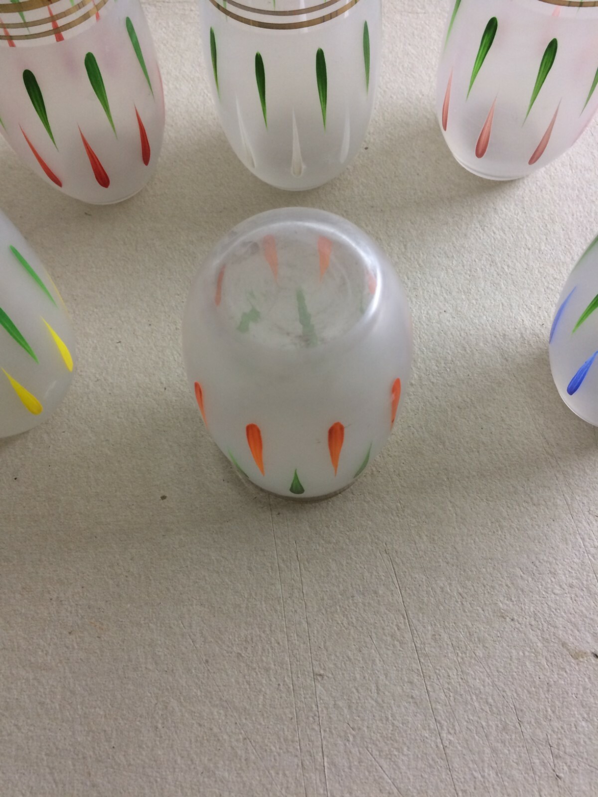 Sei Bicchieri Colorati In Vetro Decorativo Artistico