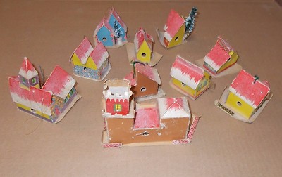 Presepe E Natale: Insieme Di 10 Casette In Carta E Cartoncino