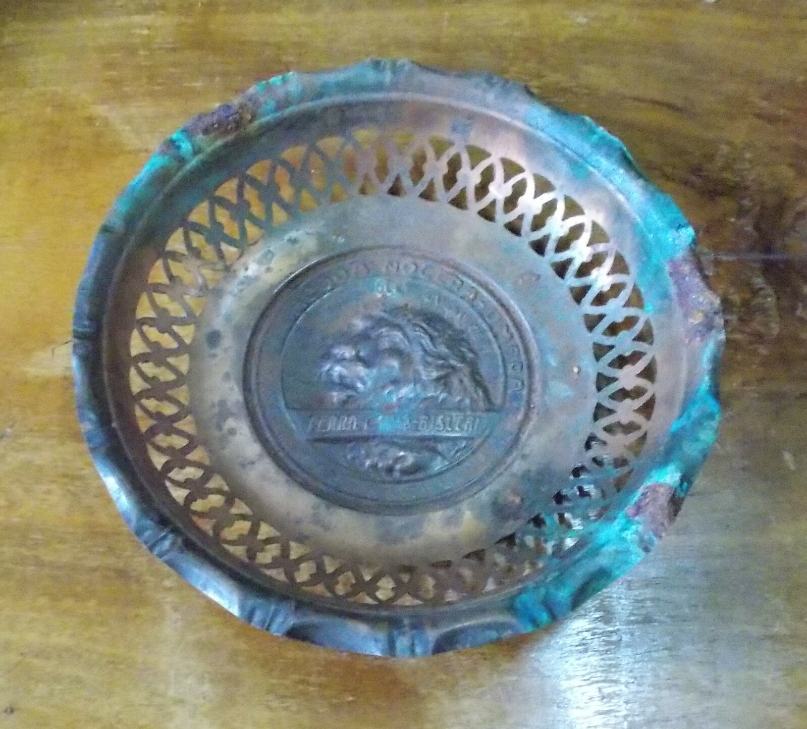 Distilleria Liquori Ferro China Bisleri Nocera Umbra   Vassoio Pubblicitario