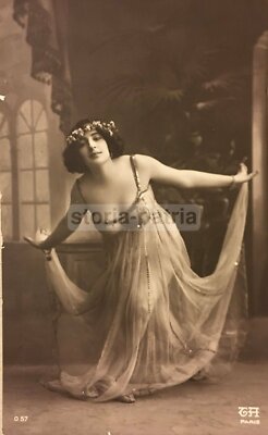 Danza Dei Veli, Arte Fotografica d'Epoca