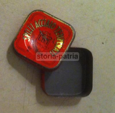 Scatola Pubblicitaria Vintage Spilli In Acciaio Cgm Domus