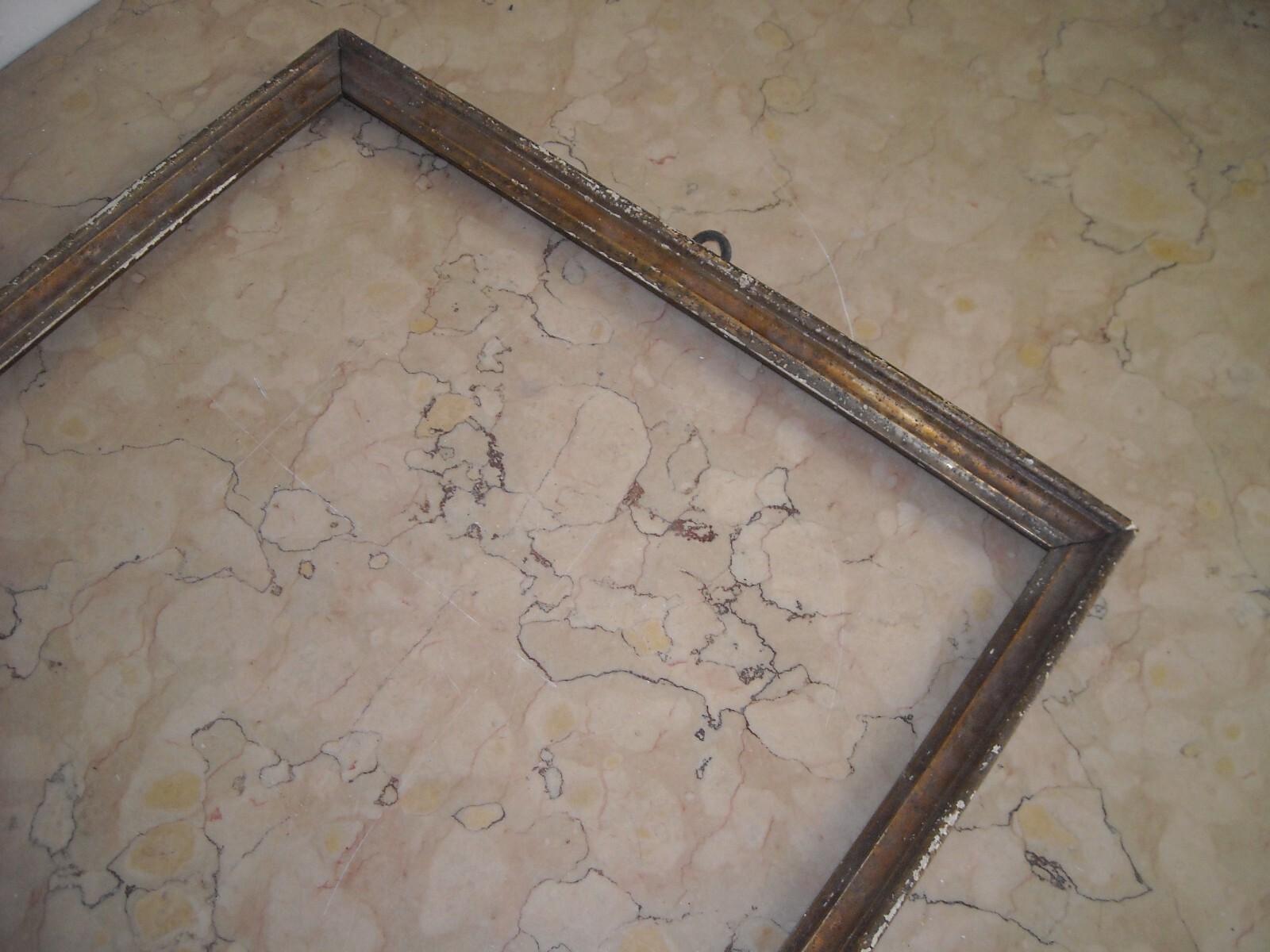 Antica Cornice Meccata Da Restaurare