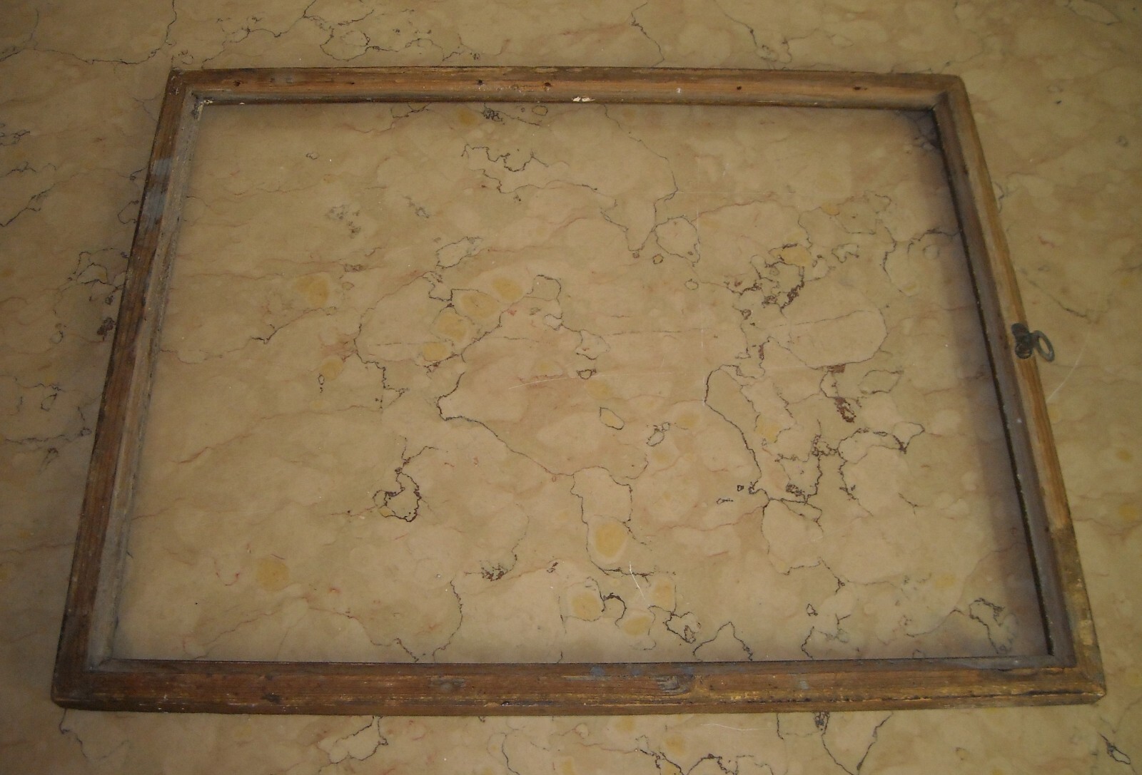 Antica Cornice Meccata Da Restaurare