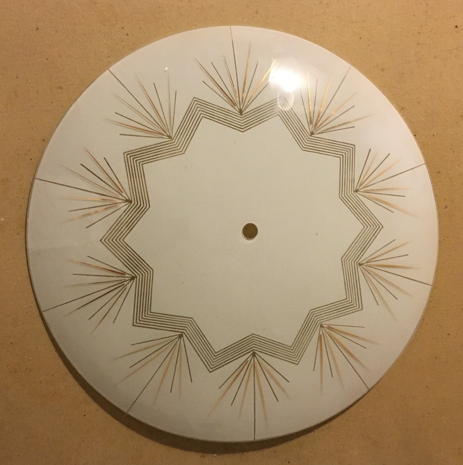 Modernariato E Design: Coppa Per Lampada In Vetro Satinato E Dorato d'Epoca, 41 Cm