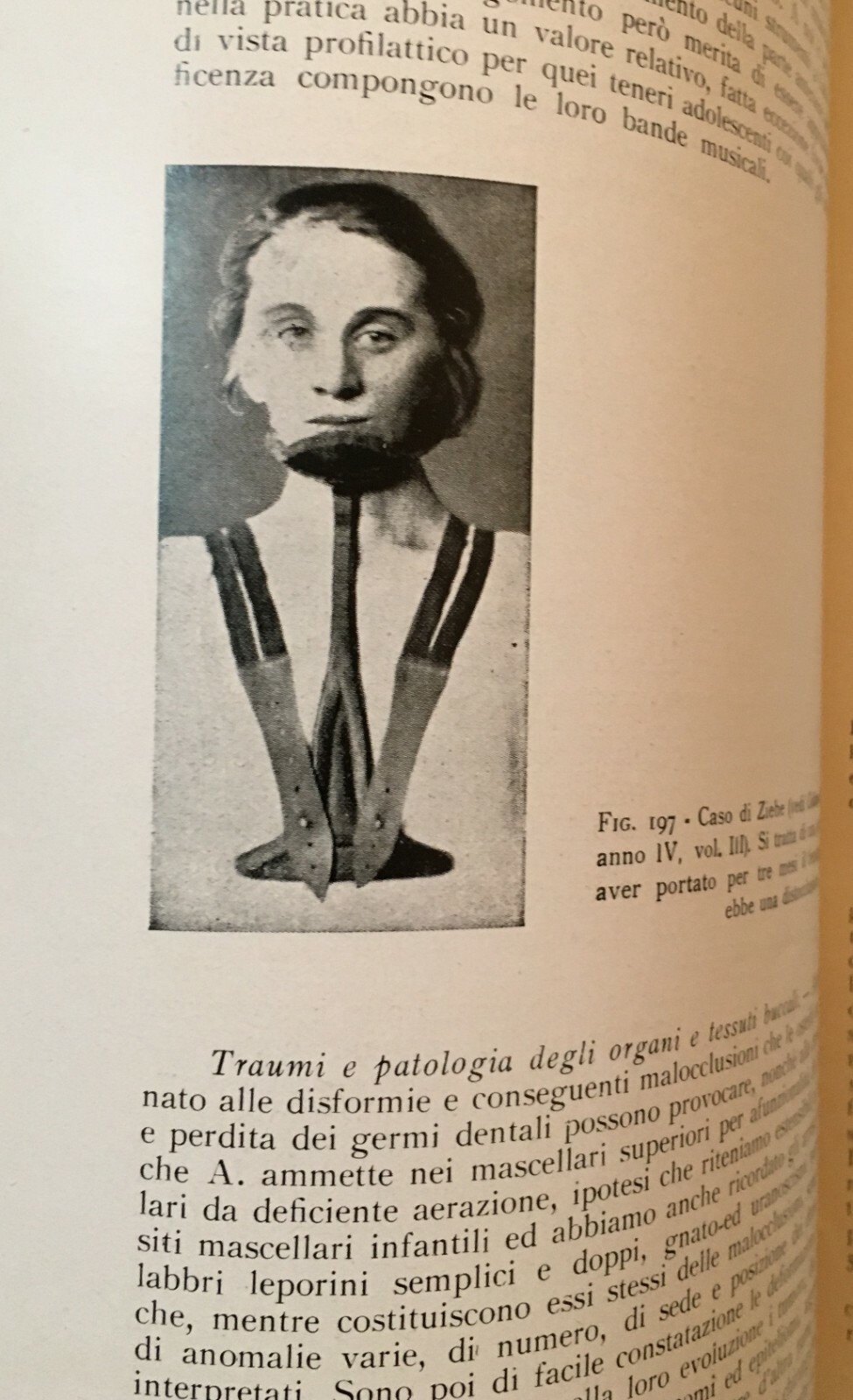 Medicina, Odontoiatria E Ortodonzia: De Vecchis, Volume Illustrato, 1938