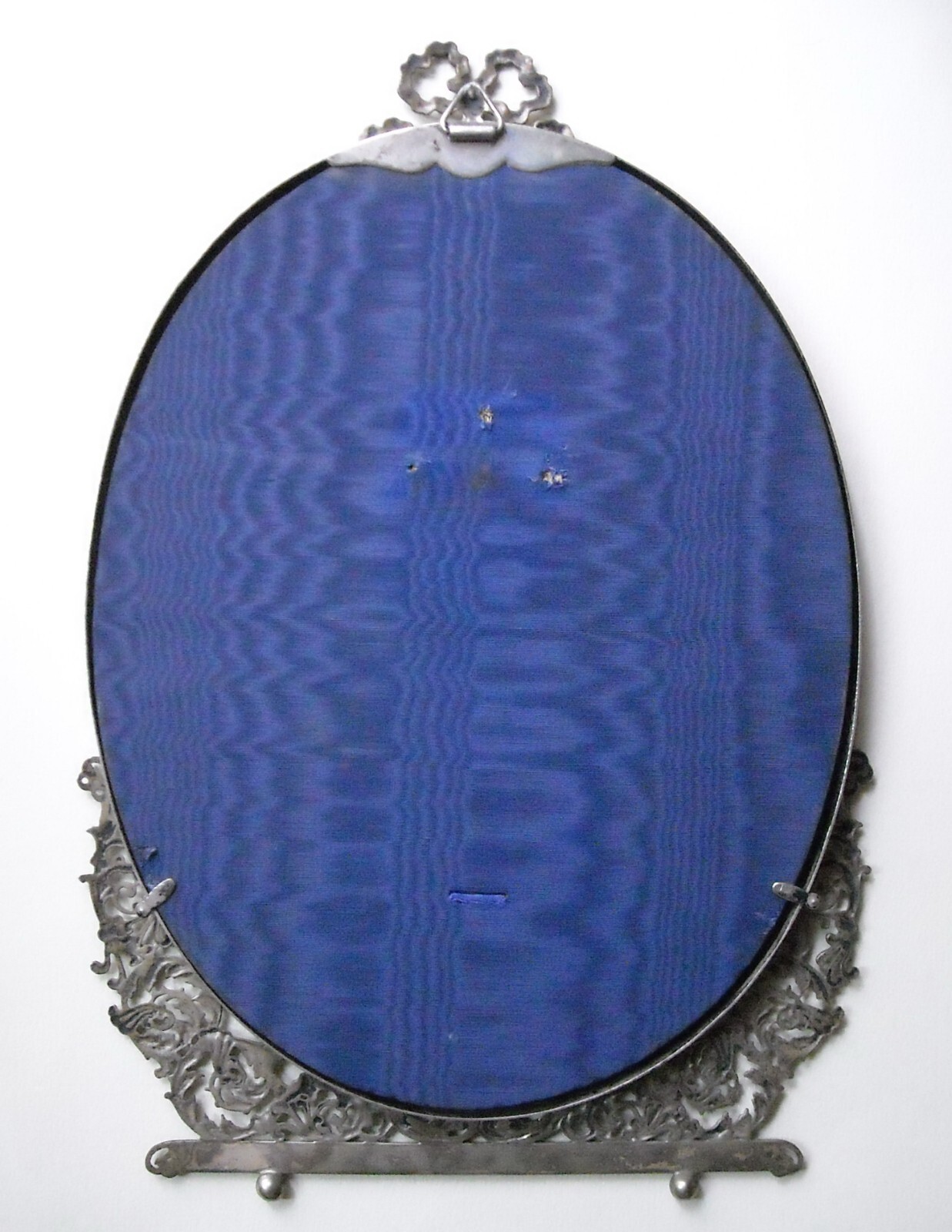 Cornice d'Epoca In Argento 800 Con Motivi Neoclassici
