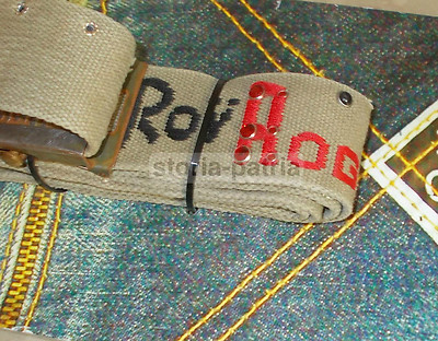 Moda, Abbigliamento, Tessuti, Cinghia Da Collezione Con Scritte Ricamate E Lustrini