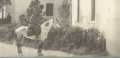 Irpinia, Ariano: Inusuale Antica Veduta Della Caserma Con Militare A Cavallo, Edizione Moscatelli