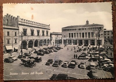 Pesaro (Marche): Automobili d'Epoca, Veduta Aerea E Animate Vedute Fotografiche