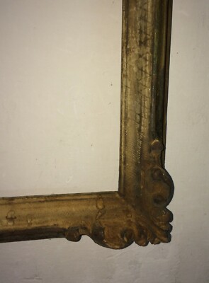 Cornice d'Epoca Laccata Con Margini Sagomati E Intagliati