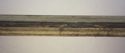 Cornice d'Epoca Laccata Con Margini Sagomati E Intagliati