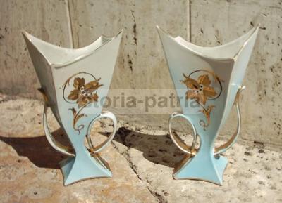 Modernariato, Coppia Di Vasi In Ceramica Artistica Dall'Inusuale Modellato, Marcati Stab