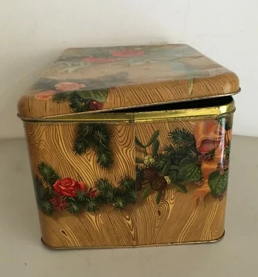 Large Motta Advertising Box with Rose Decoration