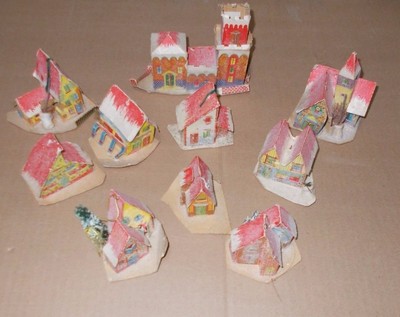 Presepe E Natale: Insieme Di 10 Casette In Carta E Cartoncino