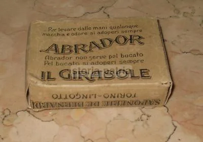 Torino: Saponi Saponerie De Bernardi Lavanderia e Bucato (saponetta Noemi, Abrador)