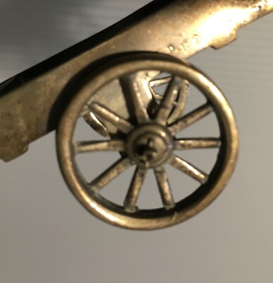 Soprammobile Decorativo: Cinese Con Carretto In Argento E Osso