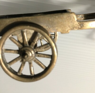 Soprammobile Decorativo: Cinese Con Carretto In Argento E Osso