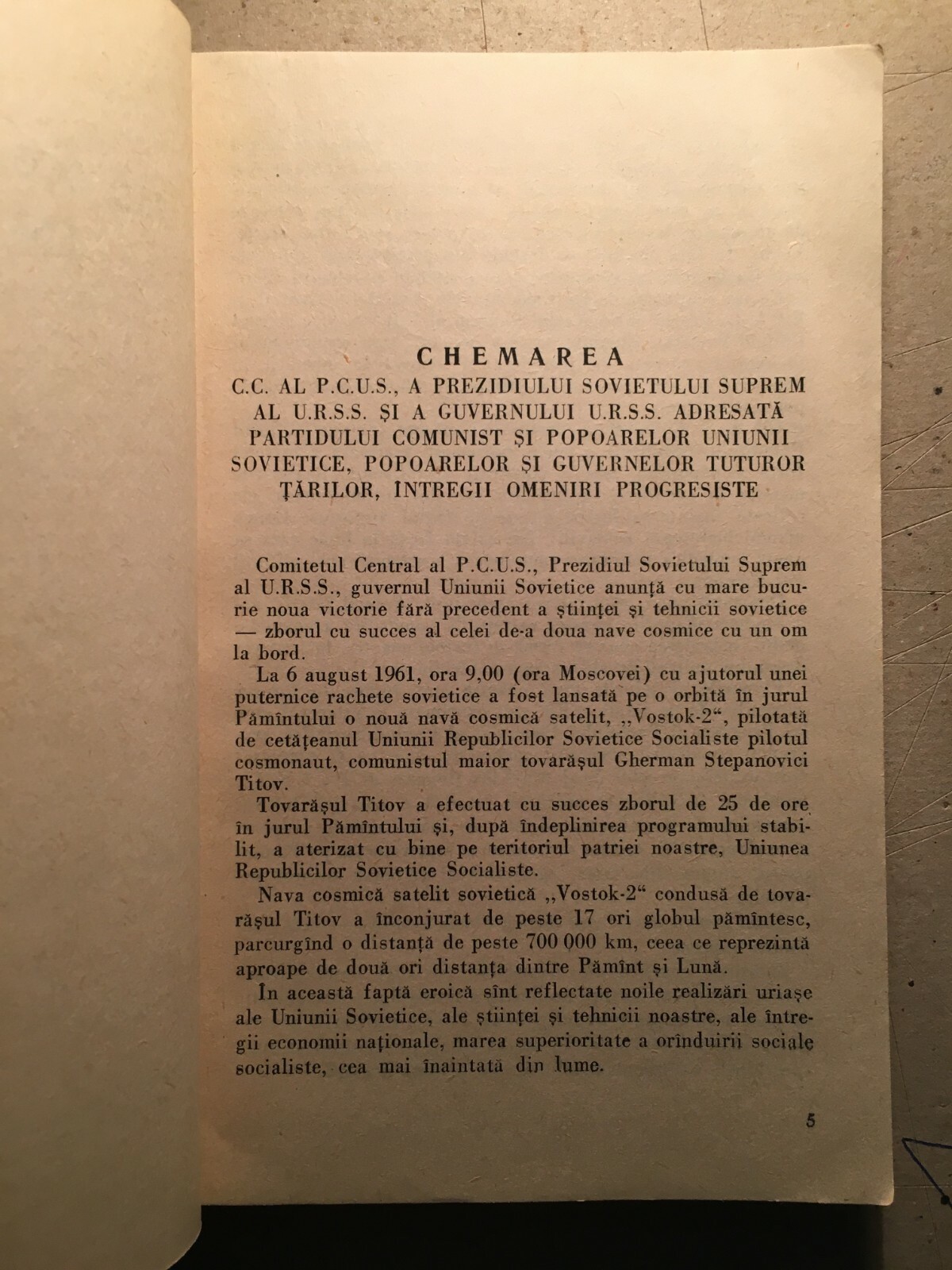 700.000 Kilometri In Cosmos. Edizione Rumena Illustrata Sul Volo Di Titov, 1961