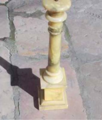 Complemento d'Arredo Decorativo, Soprammobile In Colonna Marmorea, Prima Metà Del '900
