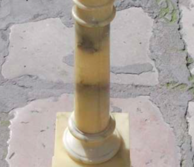 Complemento d'Arredo Decorativo, Soprammobile In Colonna Marmorea, Prima Metà Del '900