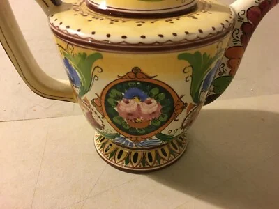 Marmaca: Ceramica San Marino. Grande Brocca Decorativa Figurata e Floreale del Novecento