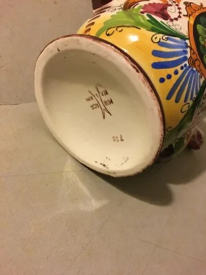 Marmaca: Ceramica San Marino. Grande Brocca Decorativa Figurata e Floreale del Novecento