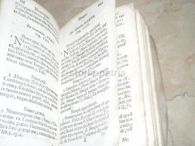 Linguistica, Grammatica E Particelle Latine: De Particulis Latinae Orationis Libellus Di Orazio Torsellino, Milano, Marelli, 1689