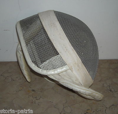 Sport Scherma: Vecchio Casco Per Ragazzo Spadaccino Decorativo Da Collezione