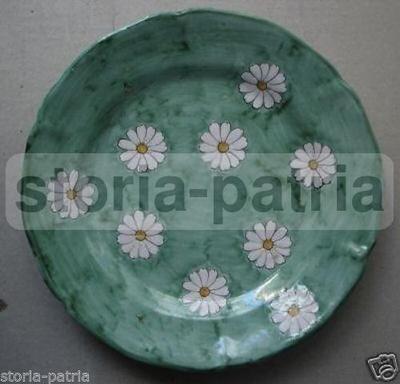 Campania, Vietri, C.A.S. Piatto Decorativo In Ceramica Con Decori Floreali