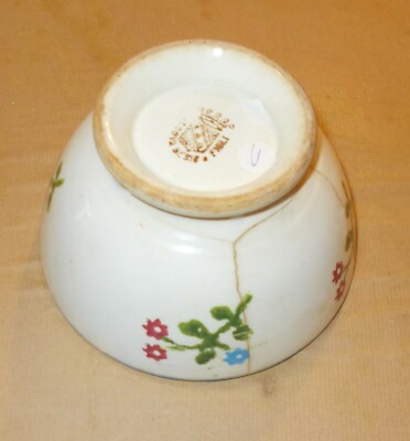 Cucina Antica, Ceramica Popolare: Vedova Besio, Tazza Con Decori Floreali E Araldica