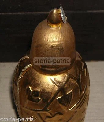 Bottiglia d'epoca da Liquore con Decoro Dorato e Gallinacei in Rilievo
