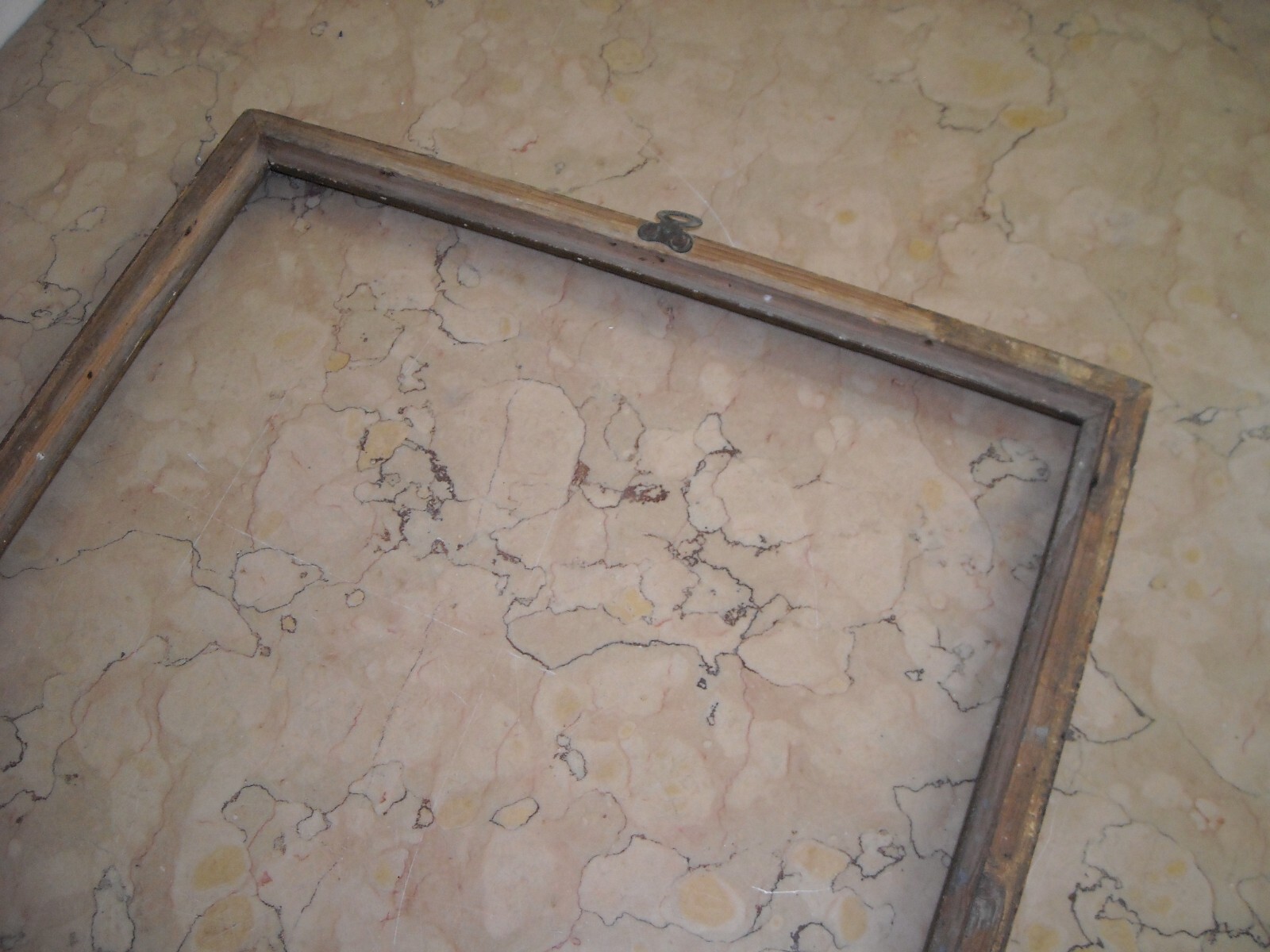 Antica Cornice Meccata Da Restaurare