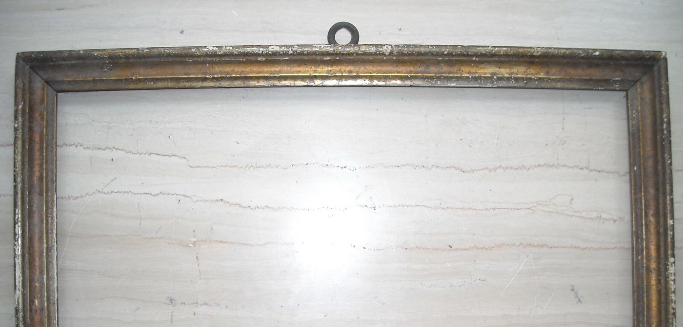 Antica Cornice Meccata Da Restaurare