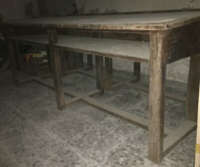 Tavoli Antichi Da Scuola Con Piano Inclinato