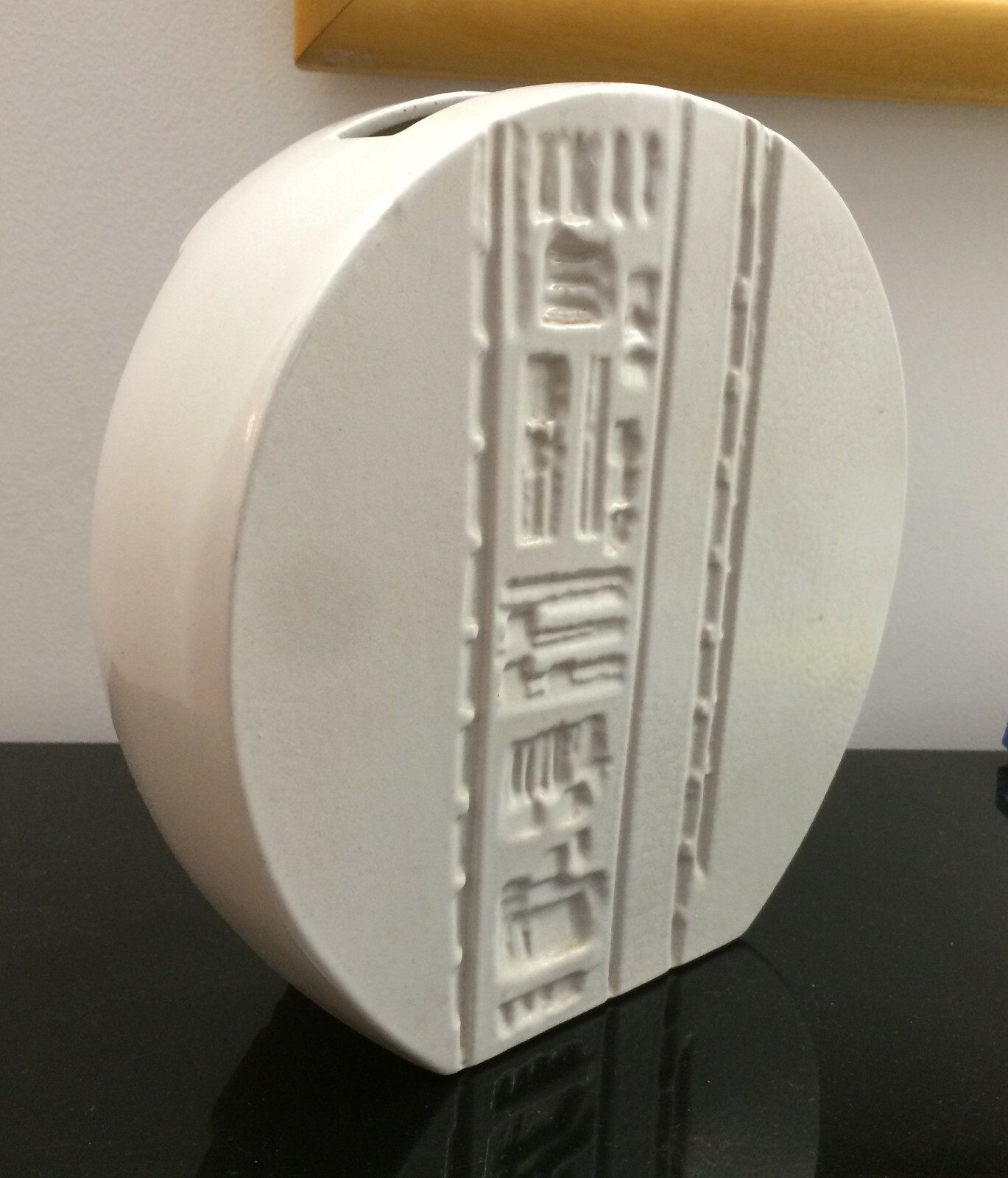 Vaso Artistico In Ceramica   Soprammobile d'Arte Moderna Con Rilievi