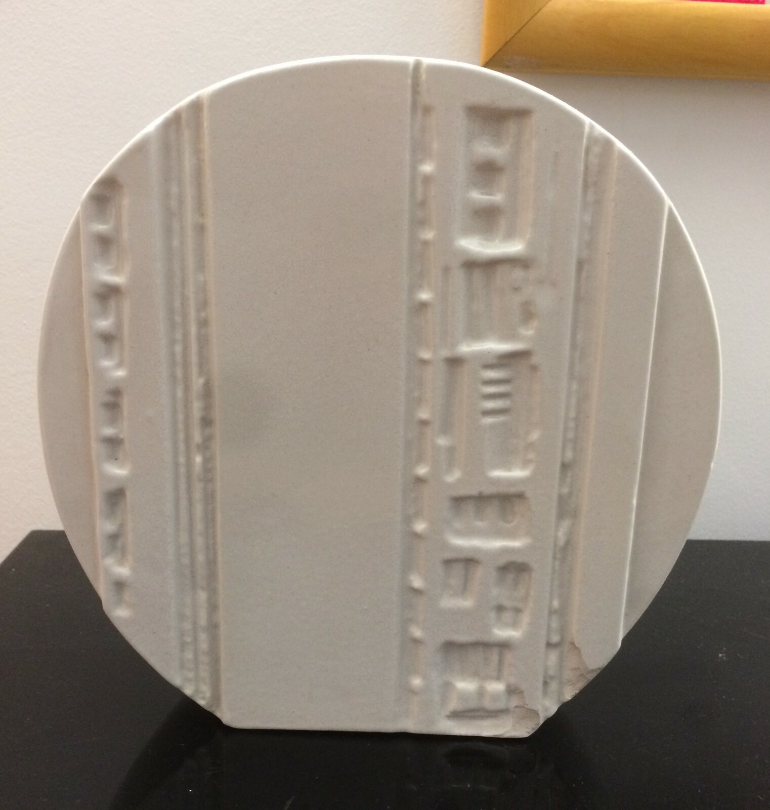Vaso Artistico In Ceramica   Soprammobile d'Arte Moderna Con Rilievi