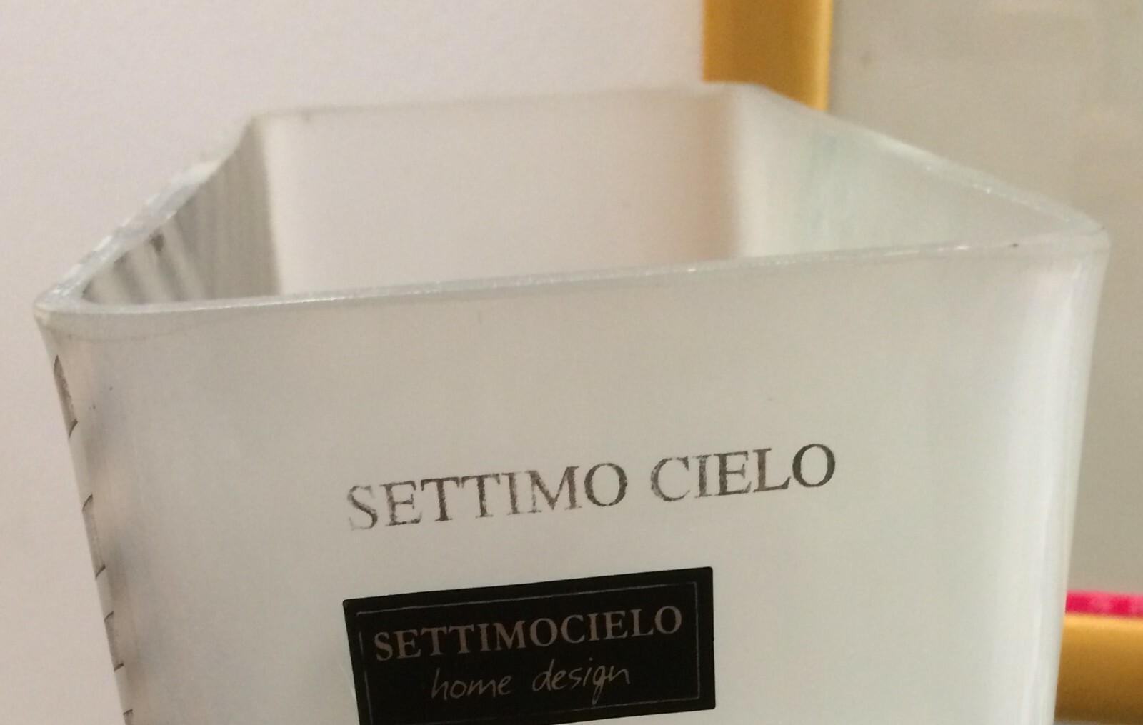 Vaso Decorativo In Vetro Opalescente E Laminato Argentato, Marchio Settimo Cielo