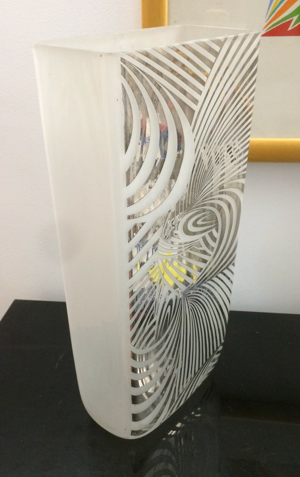 Vaso Decorativo In Vetro Opalescente E Laminato Argentato, Marchio Settimo Cielo