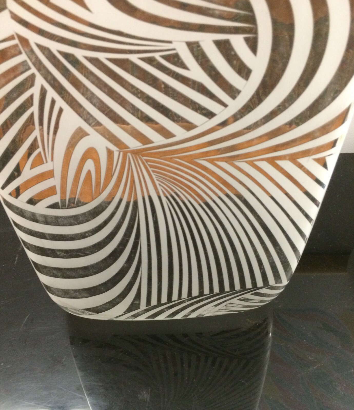 Vaso Decorativo In Vetro Opalescente E Laminato Argentato, Marchio Settimo Cielo