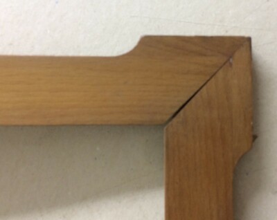 Cornice Antica In Legno Massello Con Angoli Sporgenti, XIX XX Secolo