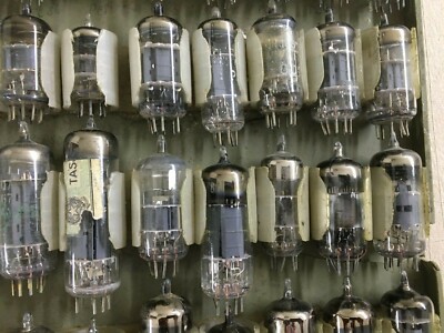Elettrotecnica, Elettronica, Radiofonia: 53 Valvole Da Collezione Per Restauratori