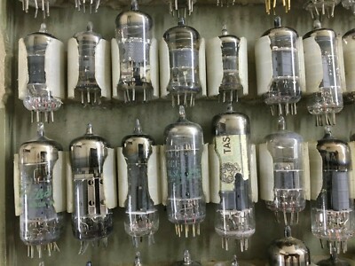 Elettrotecnica, Elettronica, Radiofonia: 53 Valvole Da Collezione Per Restauratori