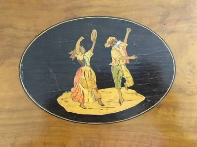 Arte Popolare: Antica Scatola Intarsiata con Scena di Tarantella e Tamburello