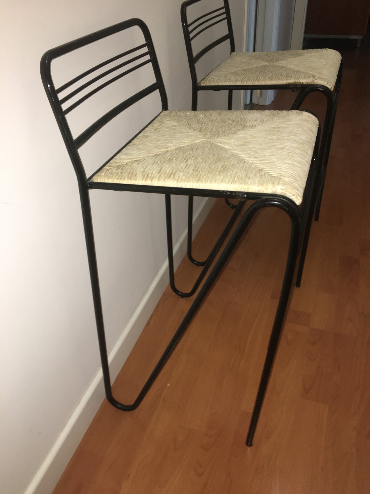 Coppia Di Sedie Sgabelli In Ferro E Paglia, Design Del Novecento