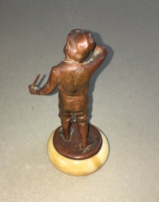 Arte: Graziosa Scultura Bronzea Di Un Giovanotto Con La Pipa