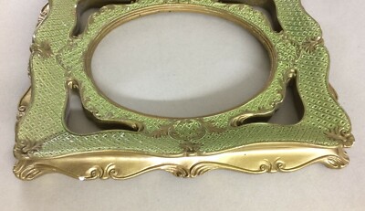 Antica Cornice Con Decoro Artistico Laccata Verde Con Dorature In Gesso
