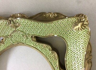 Antica Cornice Con Decoro Artistico Laccata Verde Con Dorature In Gesso