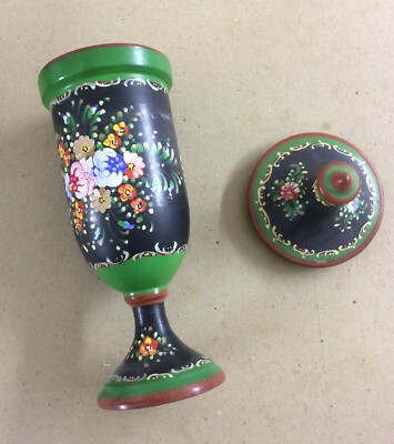 Ceramica Da Collezione Con Decoro Floreale Policromo, Deruta, Gialletti, XX Secolo